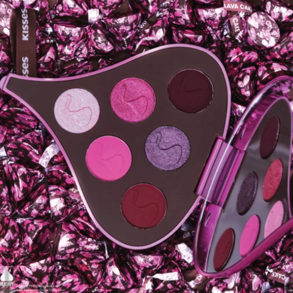 Hershey's Kisses X Glamlite Lava Cake Palette